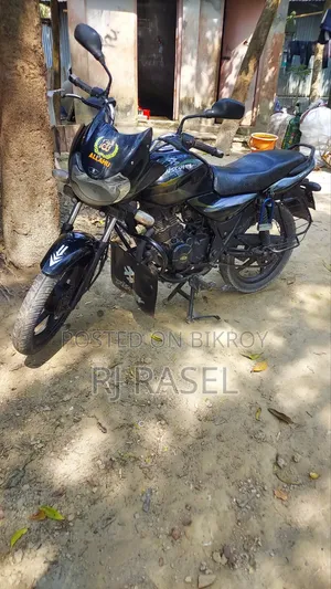 বাজাজ ডিসকভার ১২৫ ২০১৩ কালো