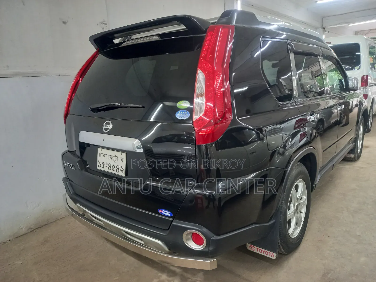 Nissan X-Trail 2011 Black