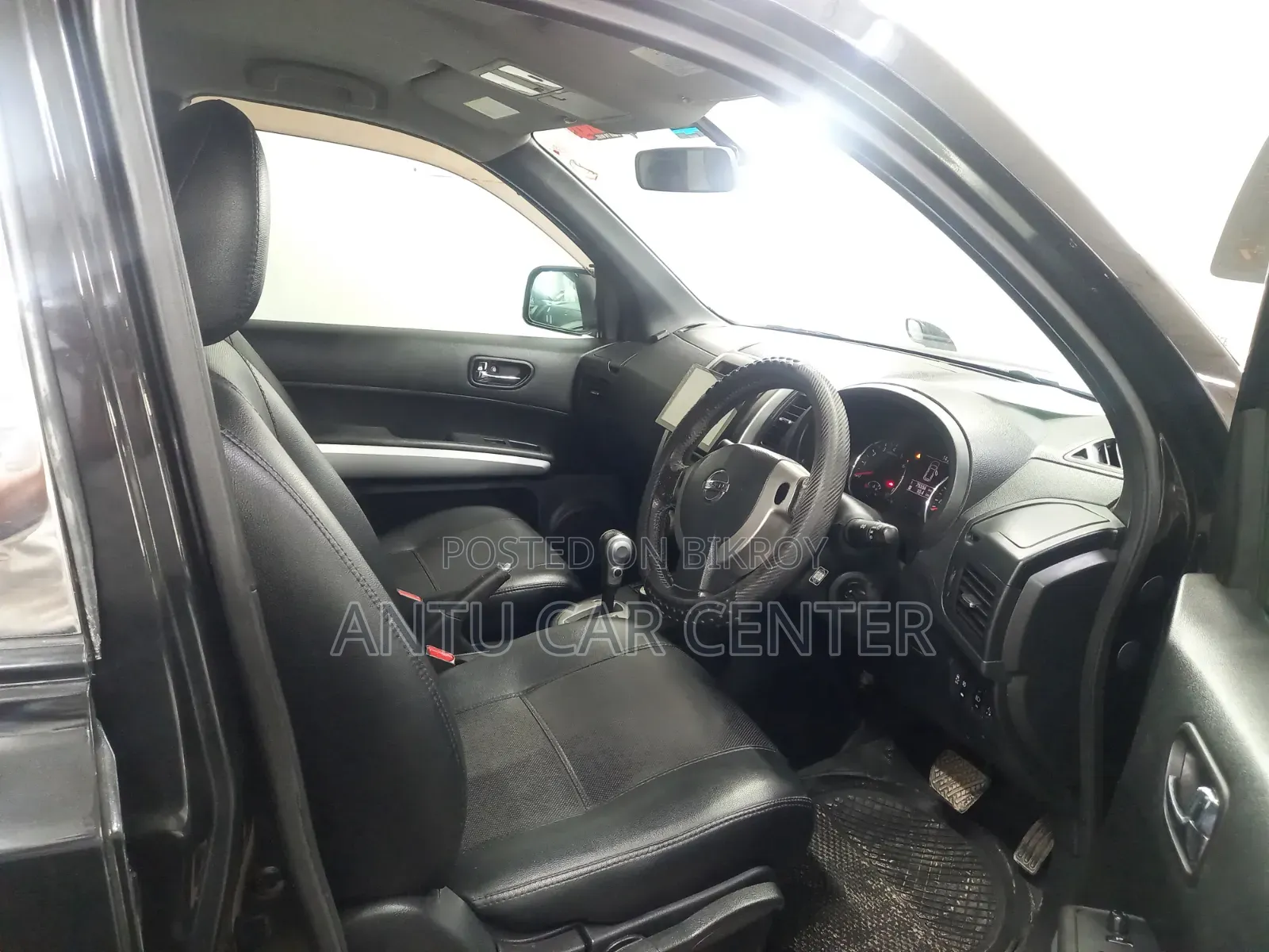 Nissan X-Trail 2011 Black