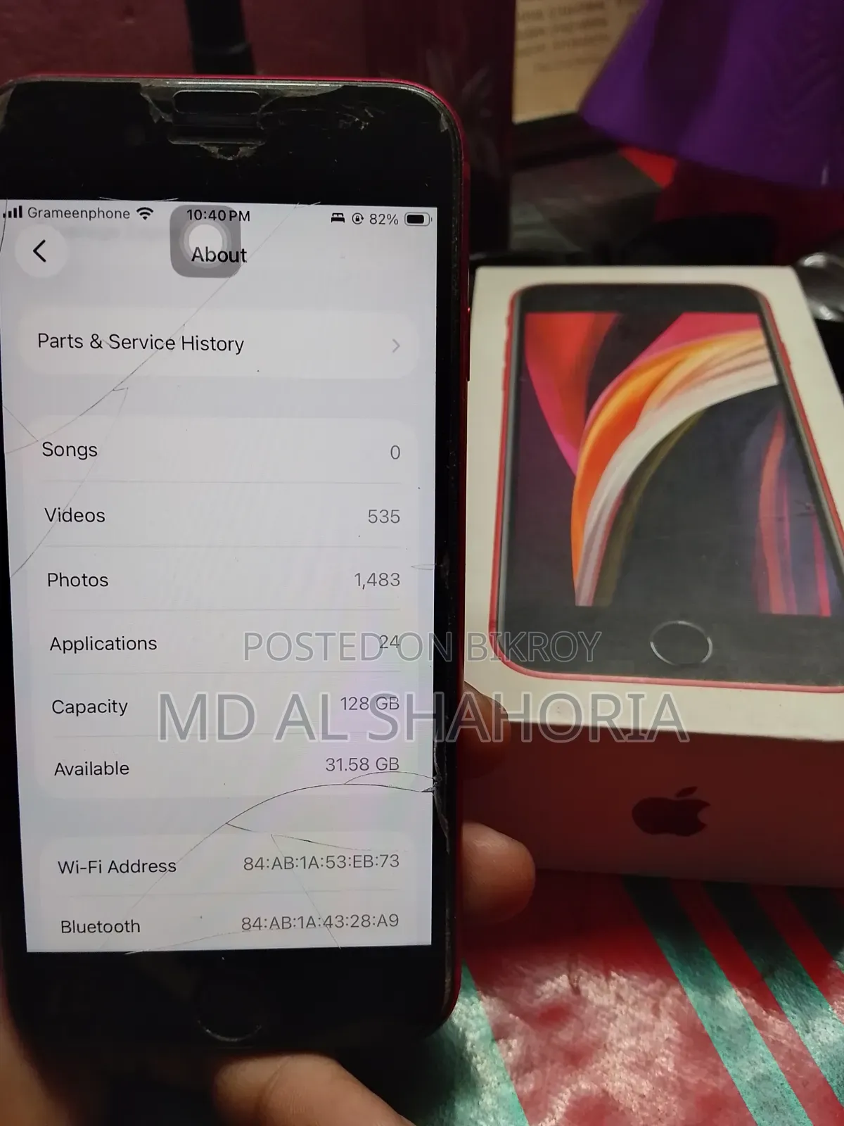 Apple iPhone SE 128 GB Red