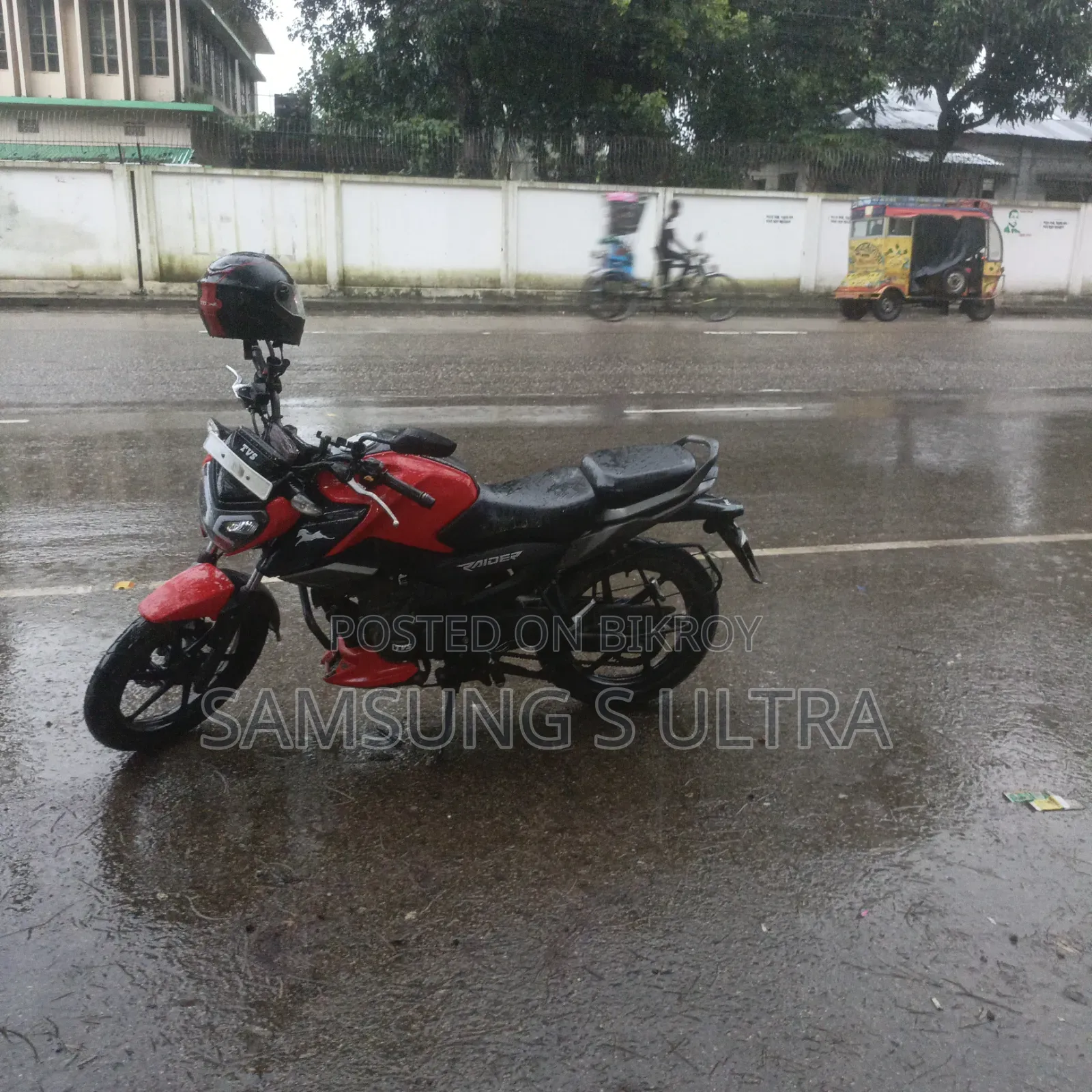 TVS Raider 125 2022 Red