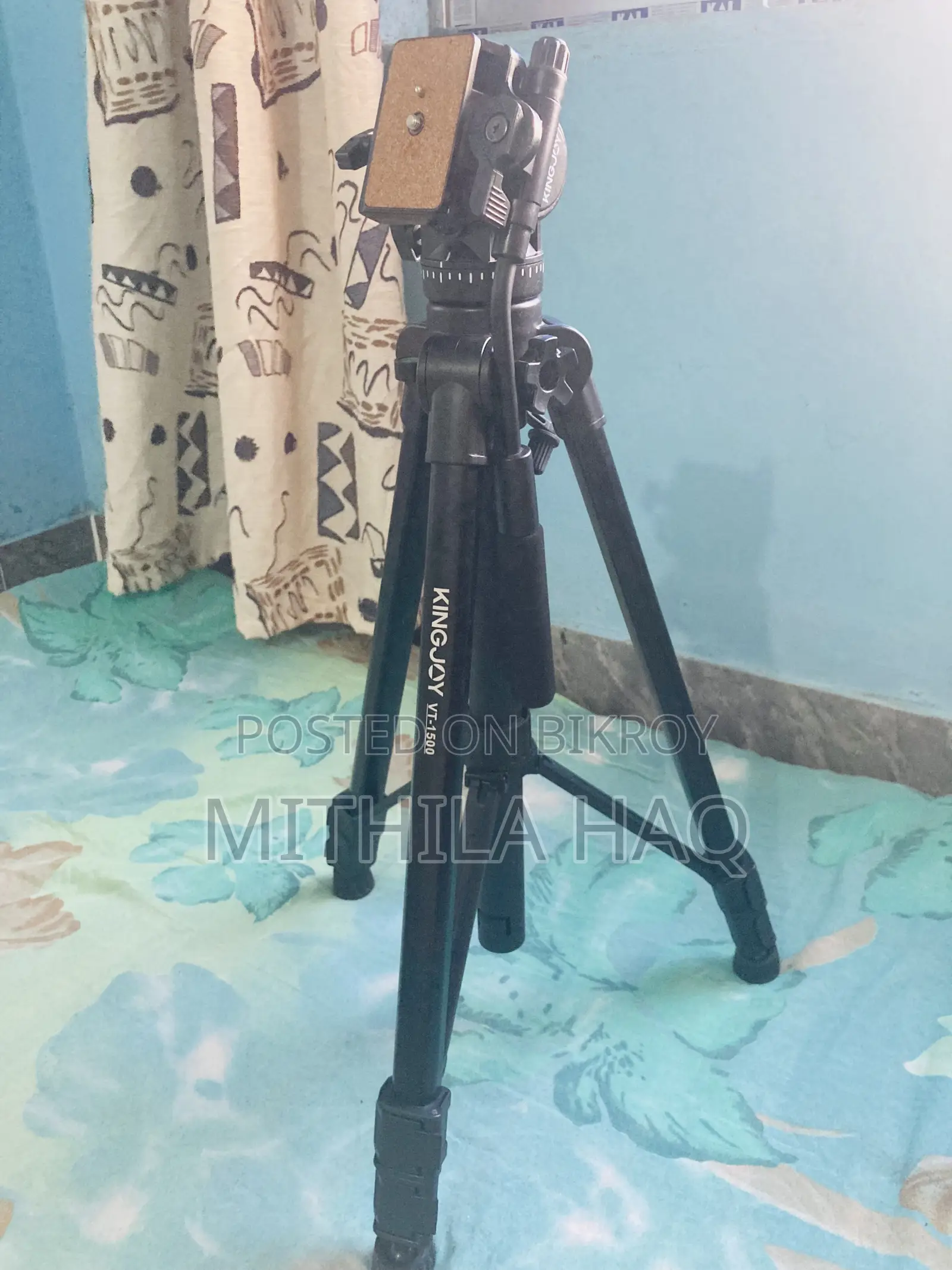 ডিএসএলআর ক্যামেরা স্ট্যান্ড