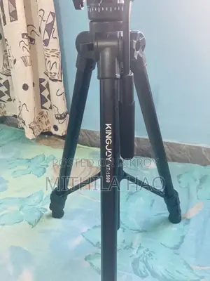 ডিএসএলআর ক্যামেরা স্ট্যান্ড