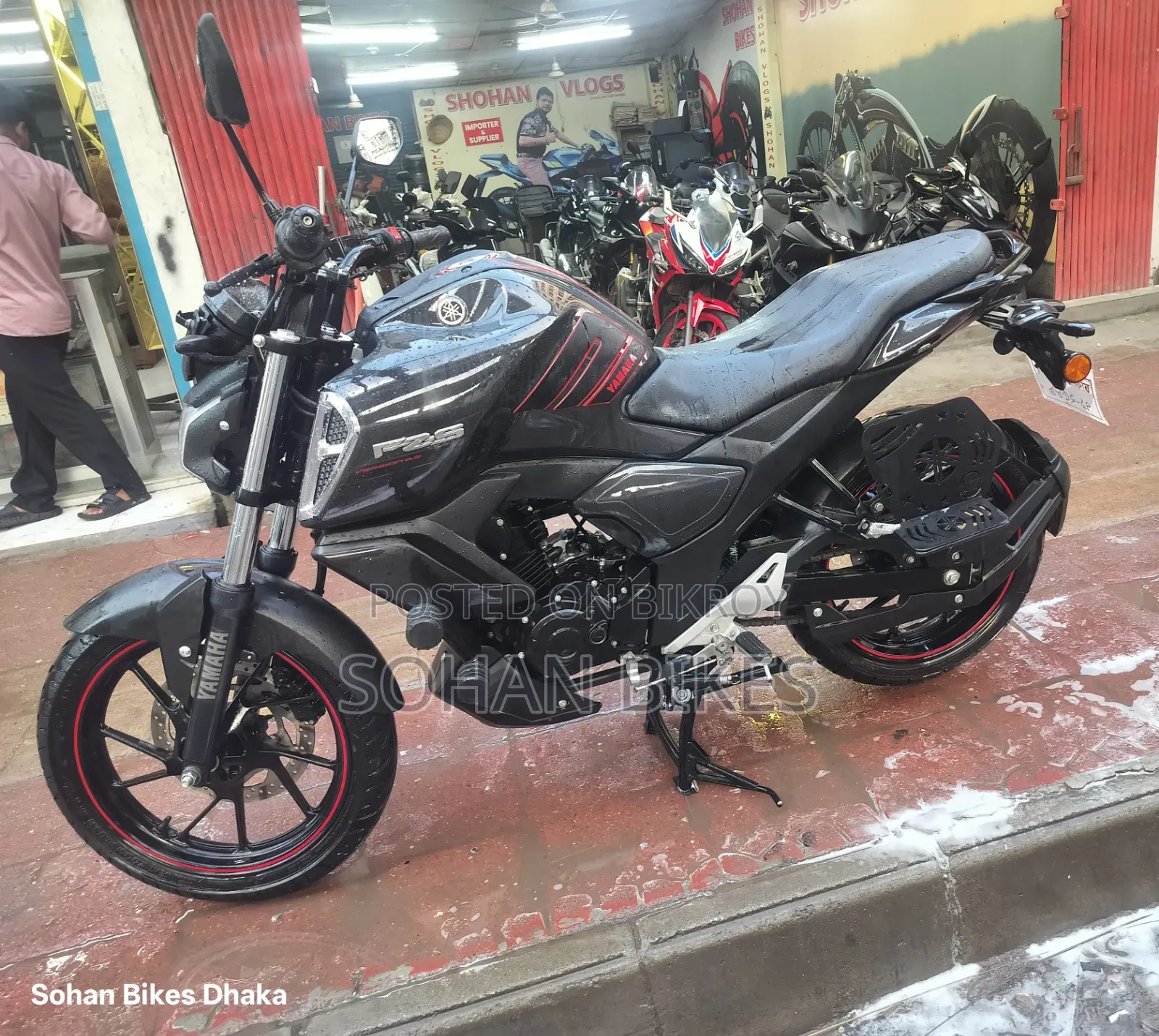 ইয়ামাহা এফজেড ২০২৫ ব্ল্যাক