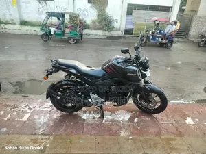 ইয়ামাহা এফজেড ২০২৫ ব্ল্যাক