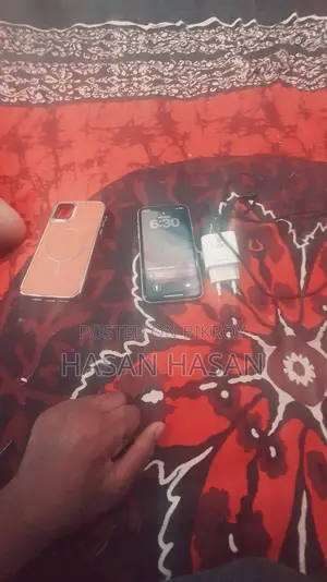 অ্যাপল আইফোন ১১ ১২৮ জিবি হোয়াইট