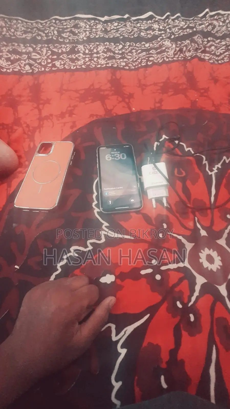 অ্যাপল আইফোন ১১ ১২৮ জিবি হোয়াইট