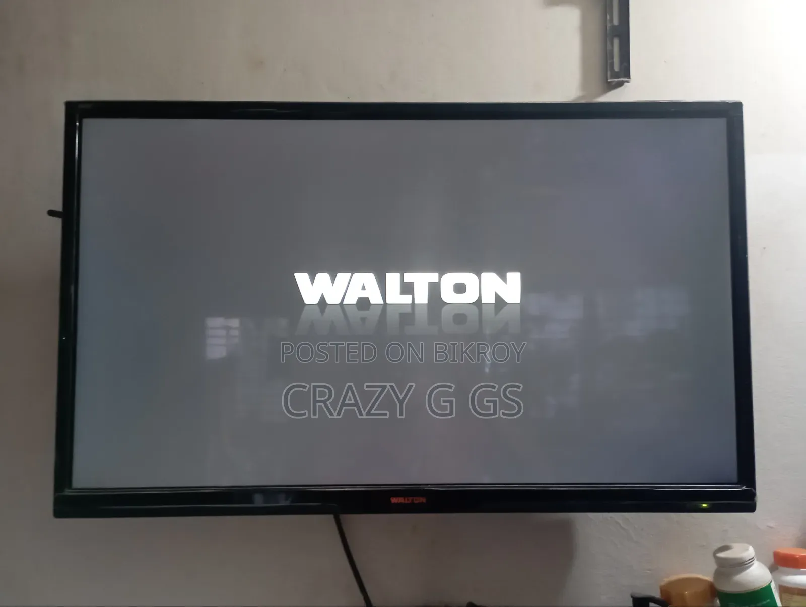 Walton Smart TV 32"