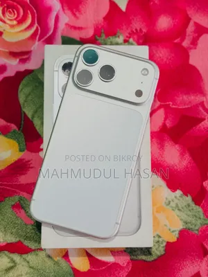 অ্যাপল আইফোন ১৭ প্রো ম্যাক্স ২৫৬ জিবি হোয়াইট