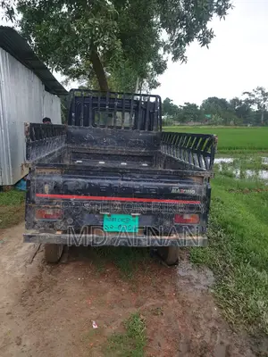 Mahindra Maxximo HD Pickup Model 2024 Black for Sale