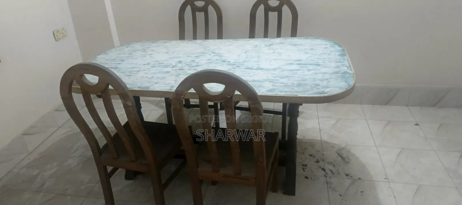 4 Set Dining Table