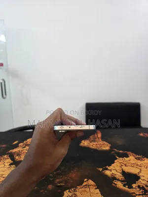 অপ্পো রেনো ২৫৬ জিবি সবুজ