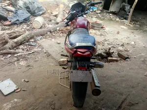 Mahindra Centuro 2021 Red