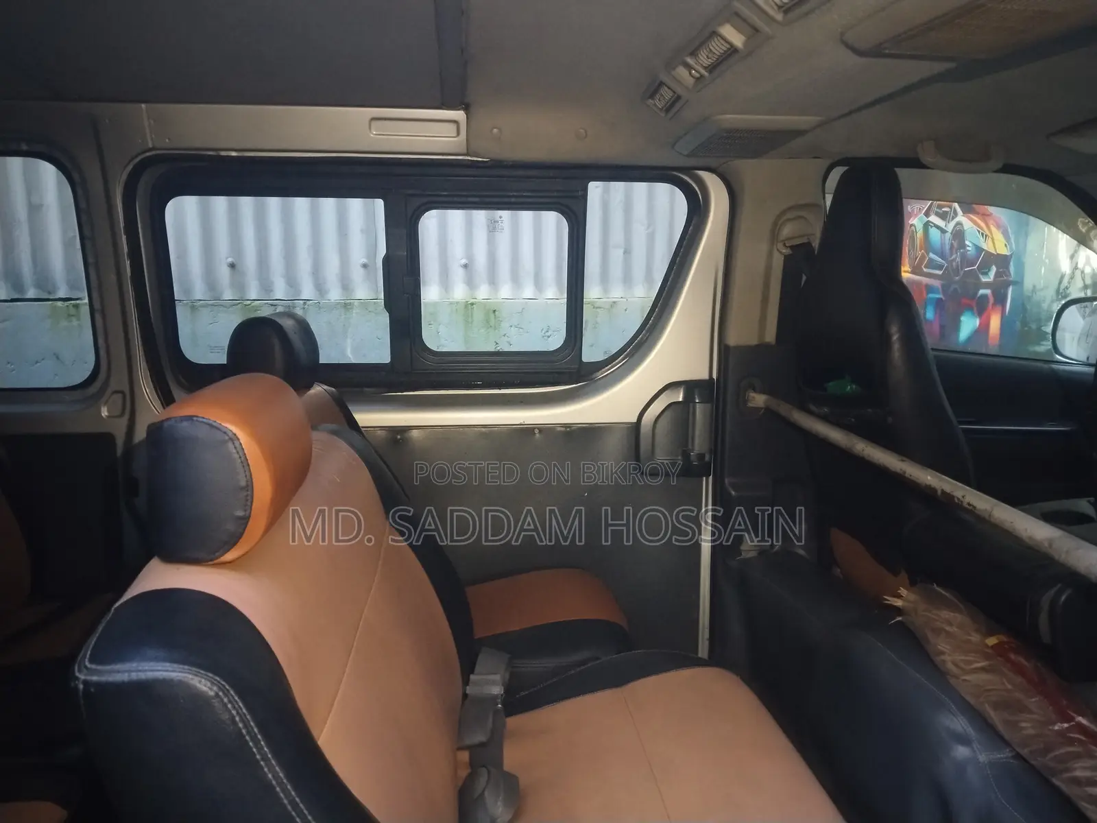 Toyota HiAce 2012 Silver