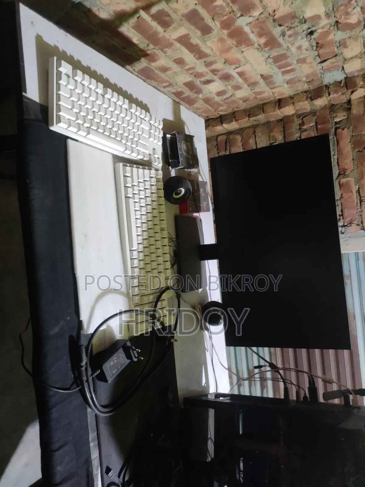 Desktop Computer MSI Model 24GB RAM Intel Core i5 SSD 500GB