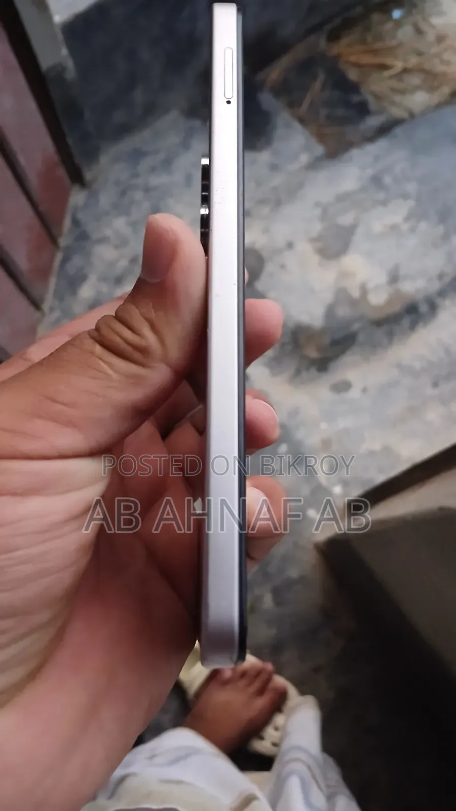 ভিভো ওয়াই০৪ ৬৪ জিবি সিলভার