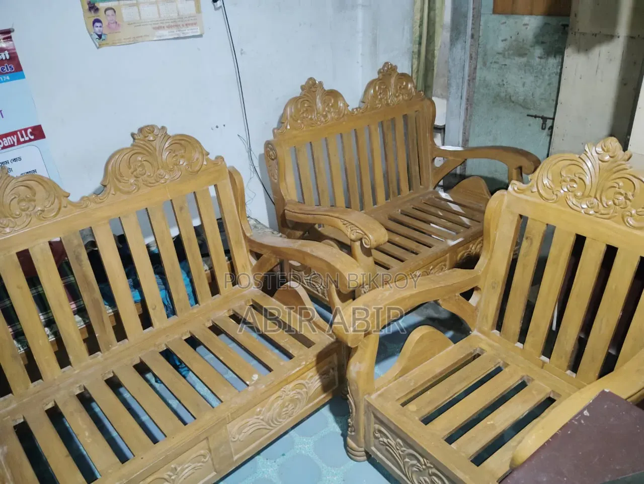 অরজিনাল বেলজিয়ামগাছের সোফার সেট গুলো বিক্রি করব এখনো ব্যবহারকরা হয়নি