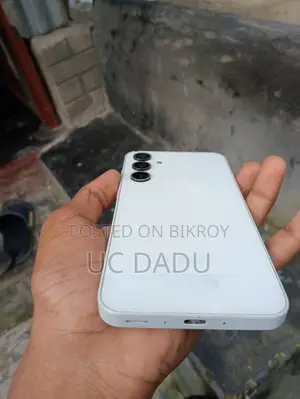 স্যামসাং গ্যালাক্সি এ৩৫ ১২৮ জিবি সাদা