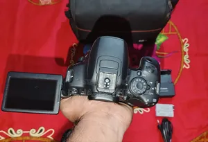 ক্যানন ৭০০ডি