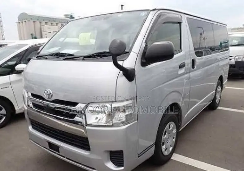 Toyota HiAce 2021 Silver