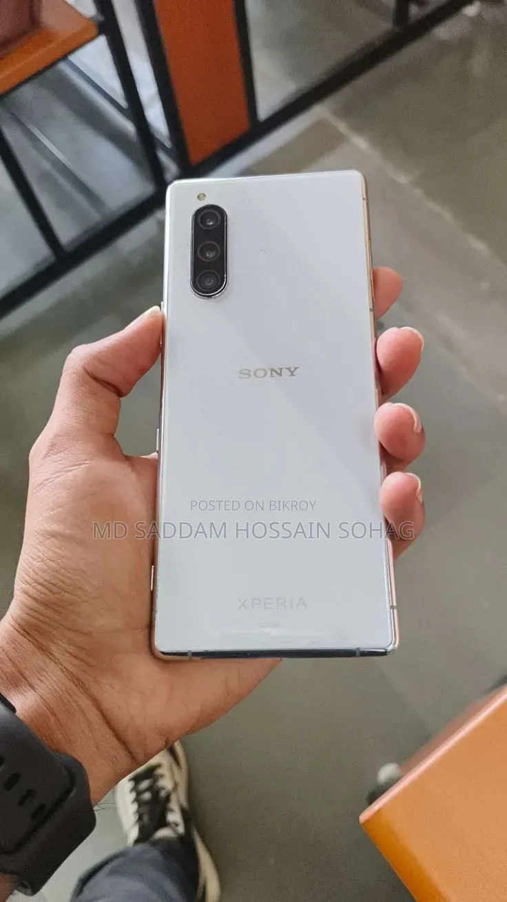 সনি এক্সপেরিয়া ৫ ১২৮ জিবি গ্রে