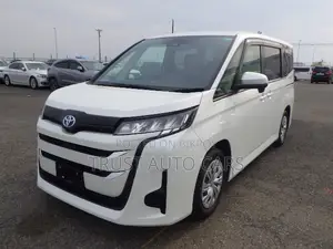 Toyota Noah 2022 Pearl