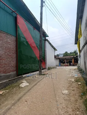 Warehouse for rent. Suitable for warehouse, garments, factory etc.