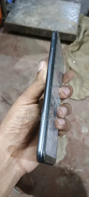 টেকনো স্পার্ক গো ১২৮ জিবি সিলভার