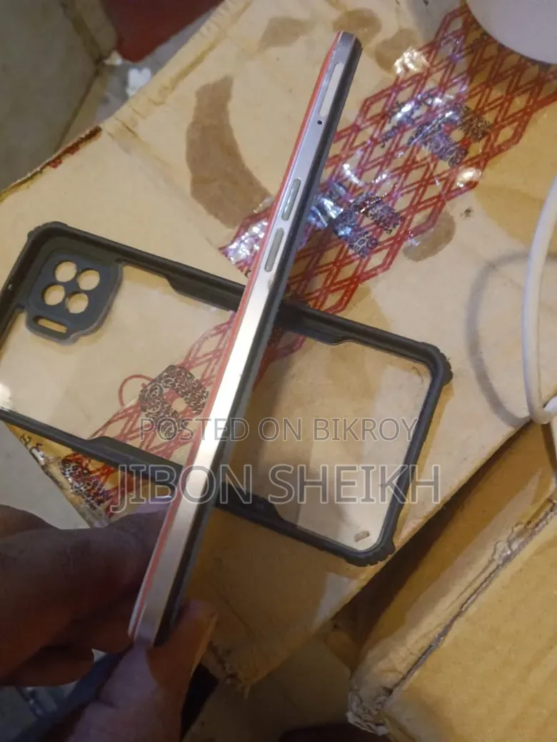অপ্পো এফ১৭ ১২৮ জিবি কমলা