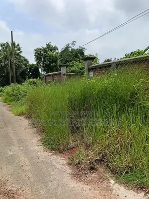 জরুরী দক্ষিণমুখী ৫ কাঠা প্লট সেক্টর ১৬এ