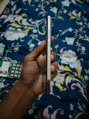 নতুন ভিভো ভি৪০ লাইট ২৫৬ জিবি ব্রোঞ্জ