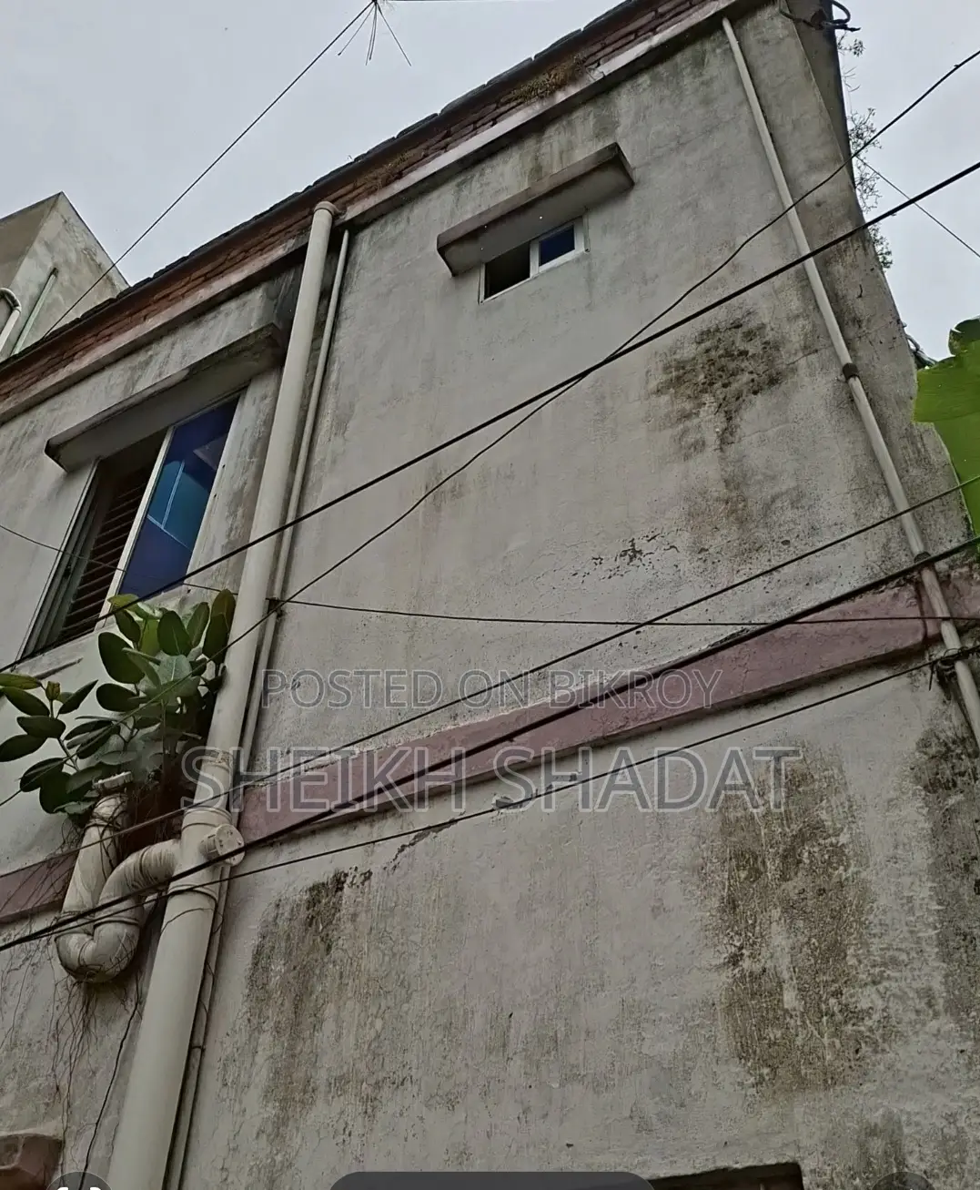 Furnished 8-Bedroom House in Shadat Shaikh, Narayanganj Sadar for Sale