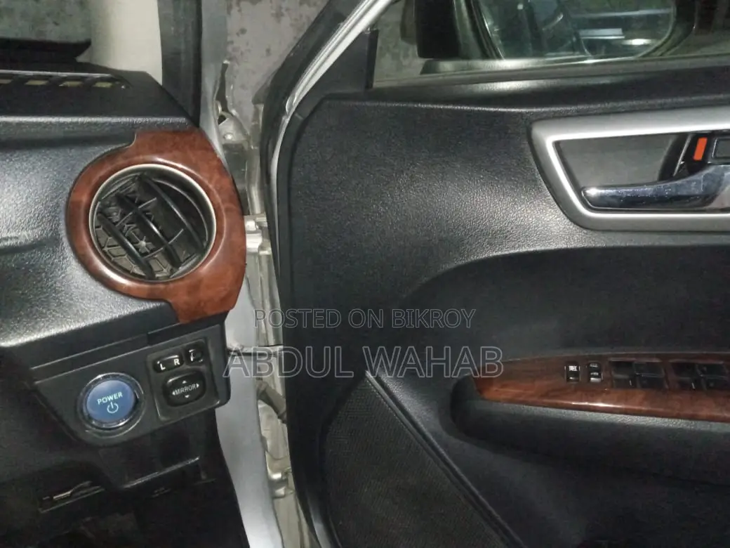 Toyota Axio 2014 Silver