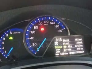 Toyota Axio 2014 Silver