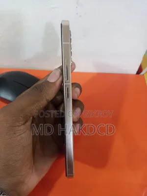 ভিভো ভি২৩ ৫জি ১২৮ জিবি গোল্ড