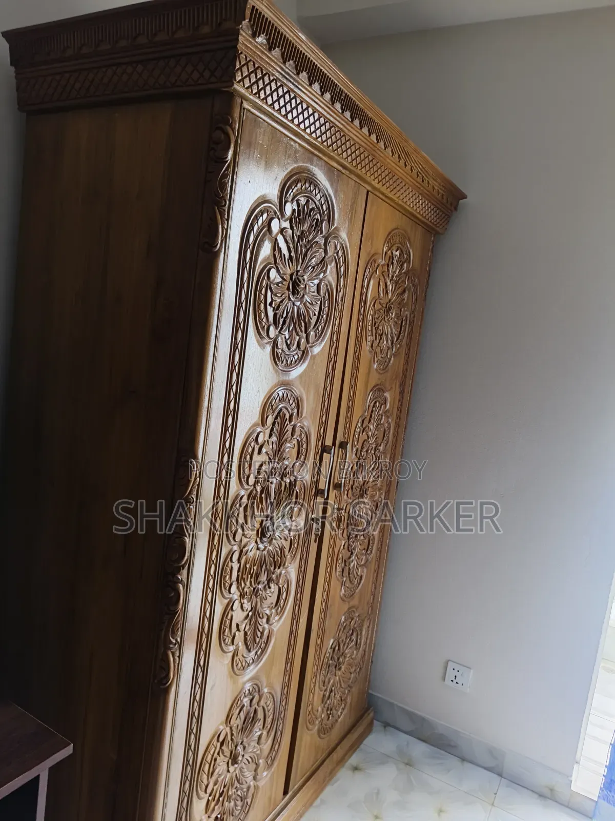 Sagun Wood Wardrobe Emergency Sell
