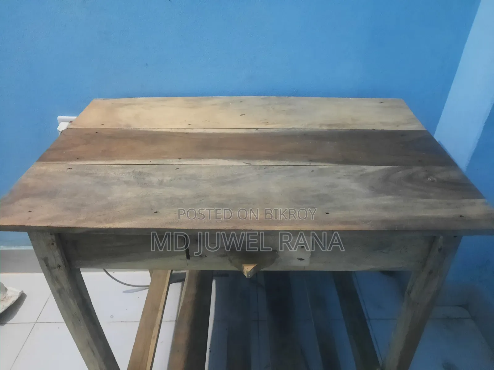 Table for Sale Reused but Fresh Conditions