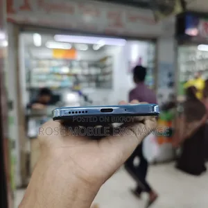 Vivo 128 GB Green