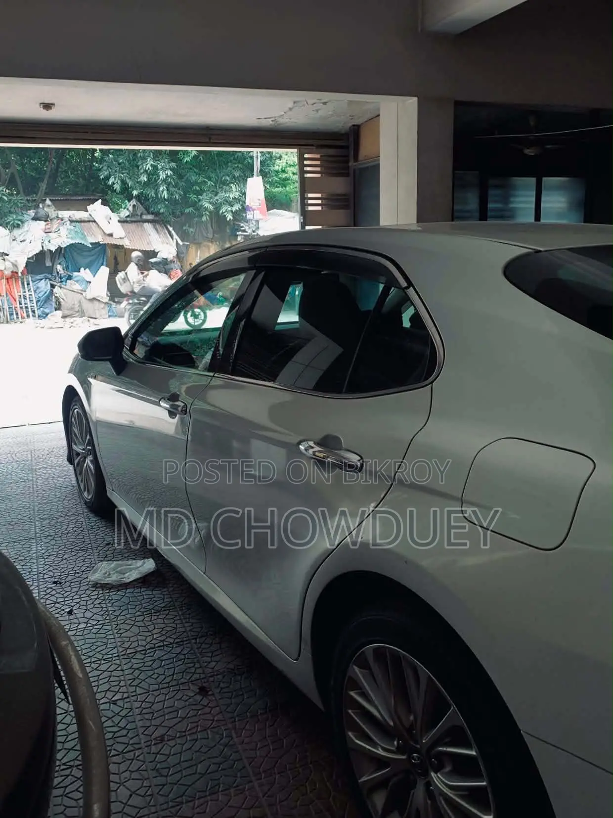 Toyota Camry 2017 White