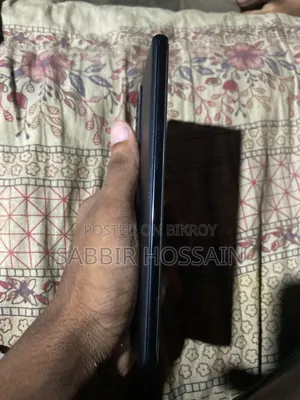 অপ্পো রেনো ৬ প্রো ৫জি ২৫৬ জিবি কালো