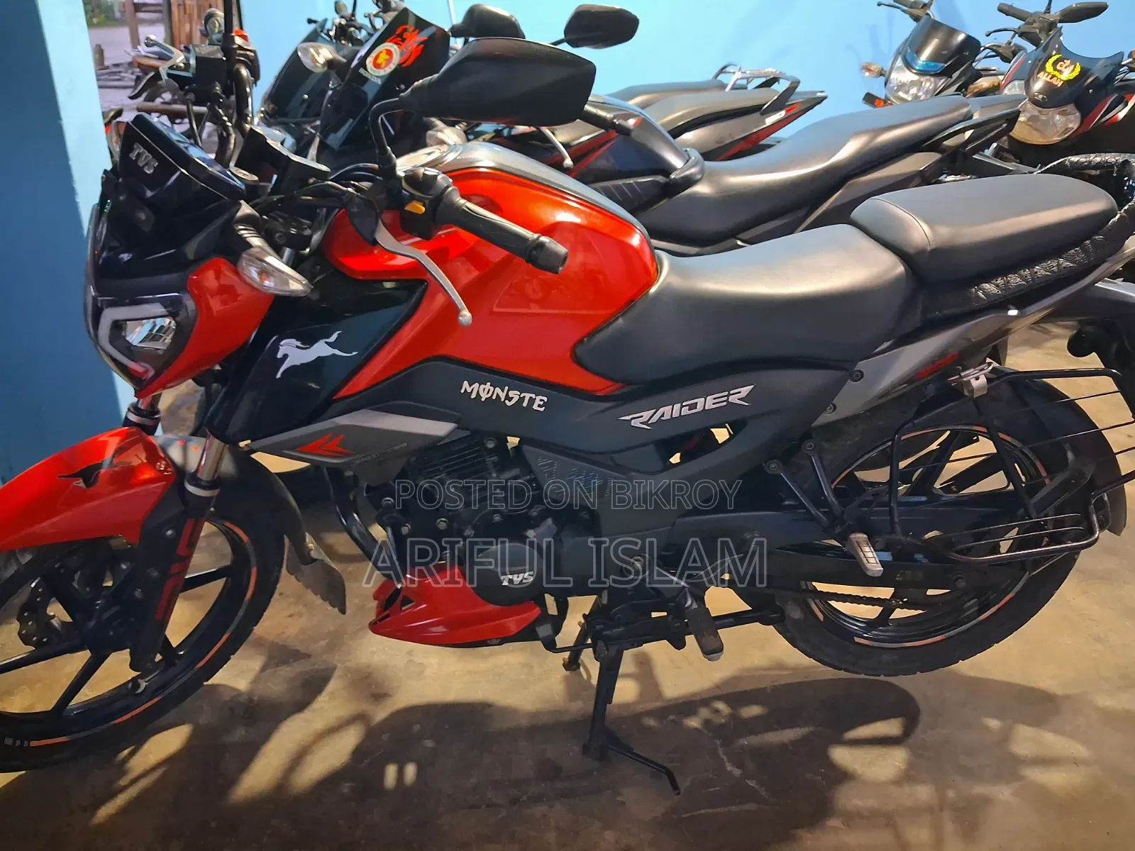 টিভিএস রাইডার ১২৫ ২০২২ লাল