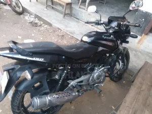 Bajaj Pulsar 150 2016 Black