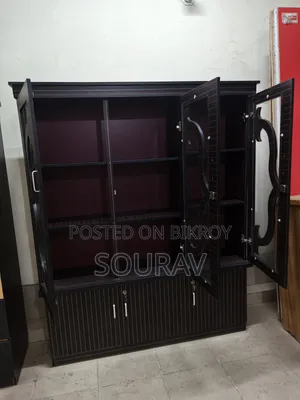 Showcase / Cabinet
