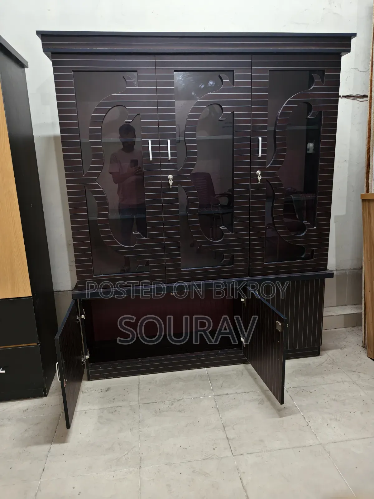 Showcase / Cabinet