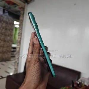মোটোলোরা ১২৮ জিবি