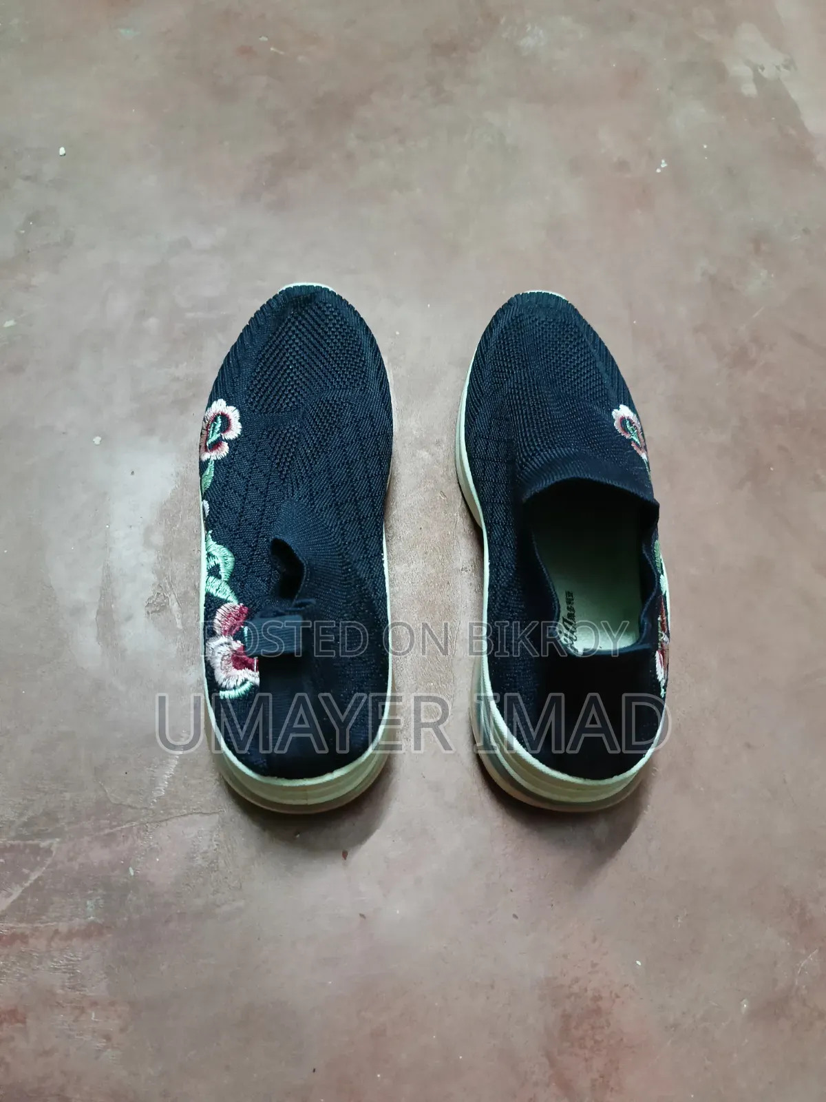 Wanna Sell Shoes