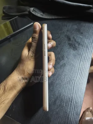 Oppo F1s 64 GB
