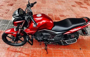 Honda CB 2018 Red