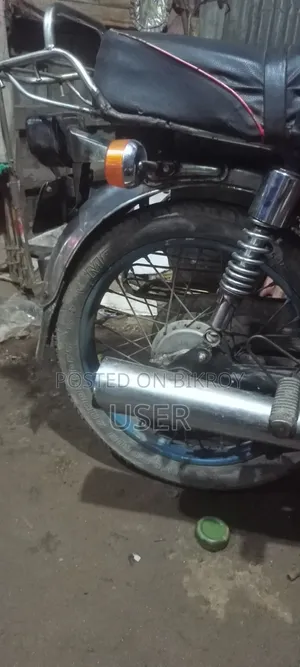 দায়াং ডিওয়াই১০০-এ ২০১০ লাল