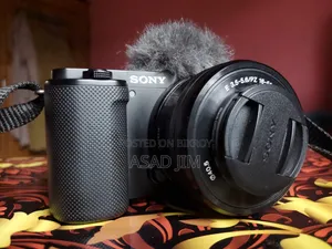 Sony ZV-E10 Camera Accessories (Shutter Count Only 6843)